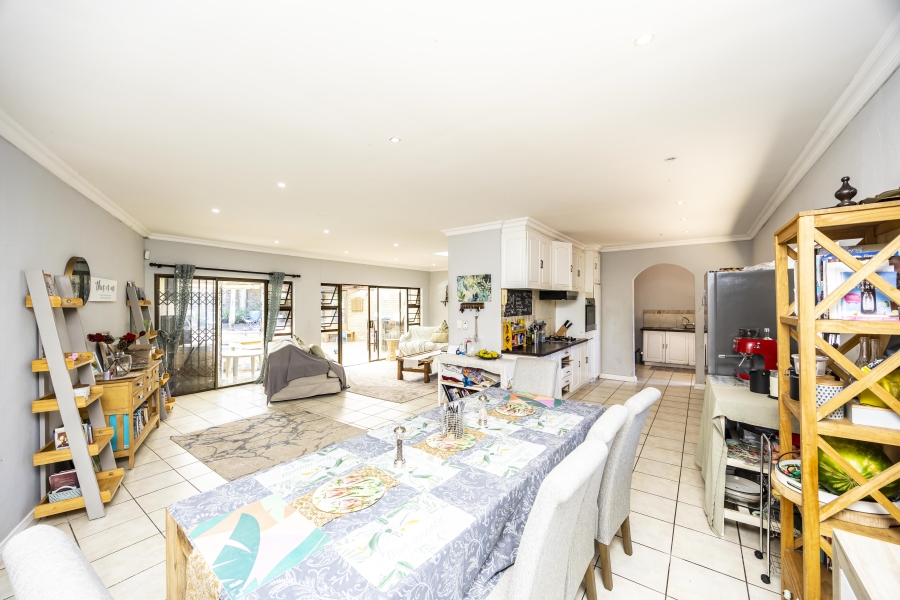 4 Bedroom Property for Sale in Nahoon Valley Park Eastern Cape